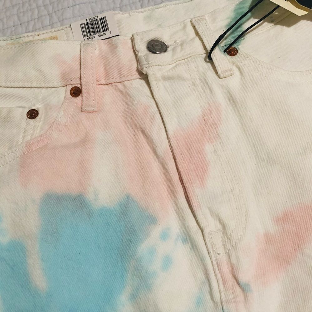 Levi's Deconstructed Tie Dye Denim Skirt (Juniors)‎ - Picture 5 of 13